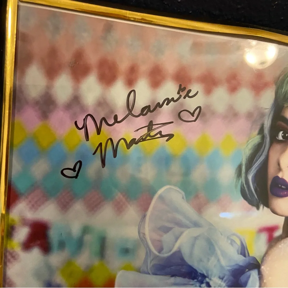 Melanie Martinez Signed / Autographed Framed Photo - Picture 3 of 7